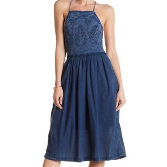 Lucky Brand Dresses & Skirts - Lucky Brand Schiffly Embroidered Crisscross Strap Bib Dress